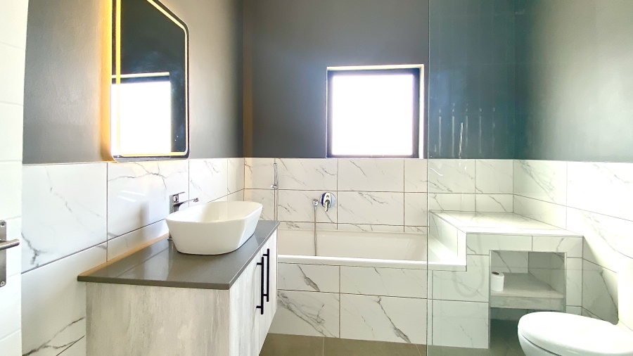 3 Bedroom Property for Sale in Atlantic Sands Private Estate Western Cape